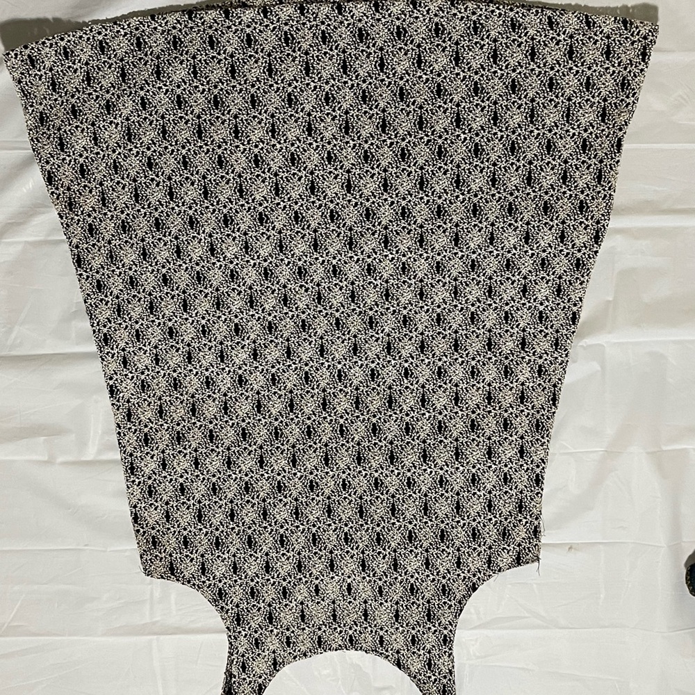 J. Valdi - Picture 5 of 8
